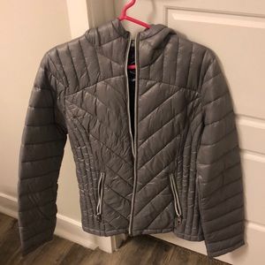 Jessica Simpson gray puffer jacket
